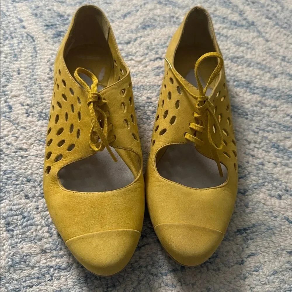 Camper holy yellow suede Niki cutout flats 38